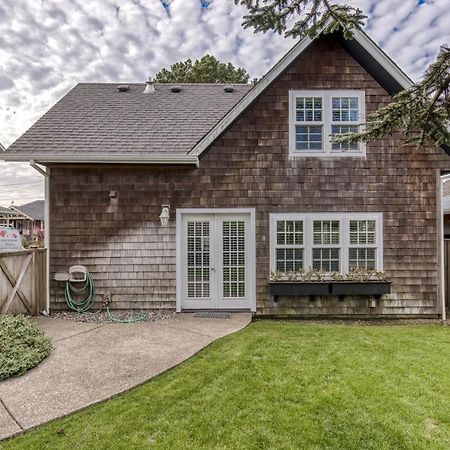 Seaside Classic Cottage Екстериор снимка