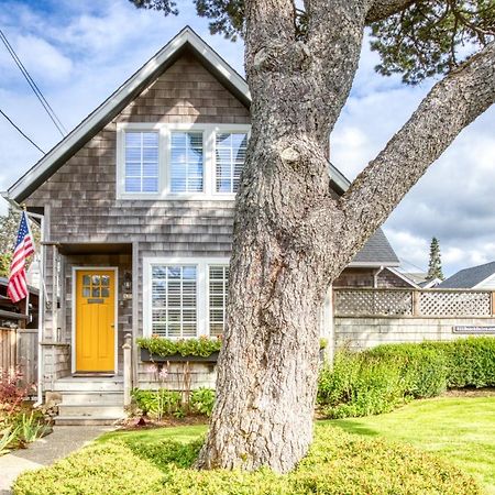 Seaside Classic Cottage Екстериор снимка