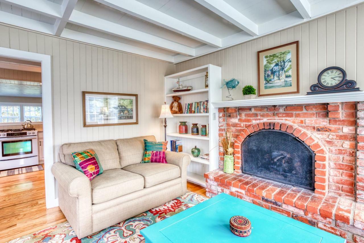 Seaside Classic Cottage Екстериор снимка