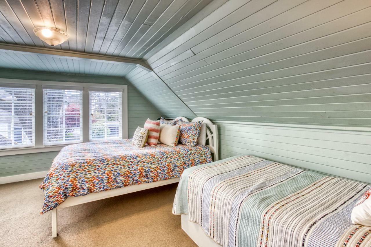 Seaside Classic Cottage Екстериор снимка