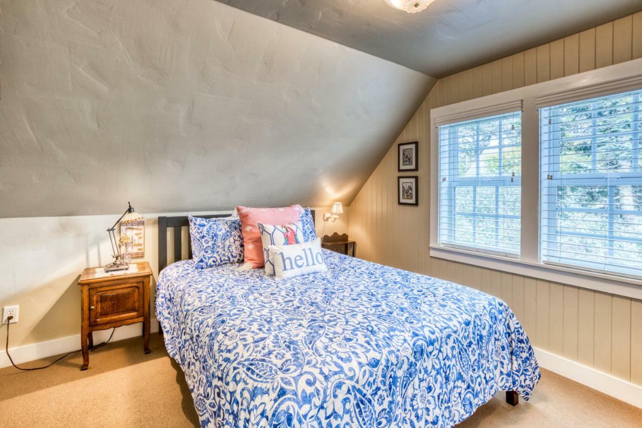 Seaside Classic Cottage Екстериор снимка